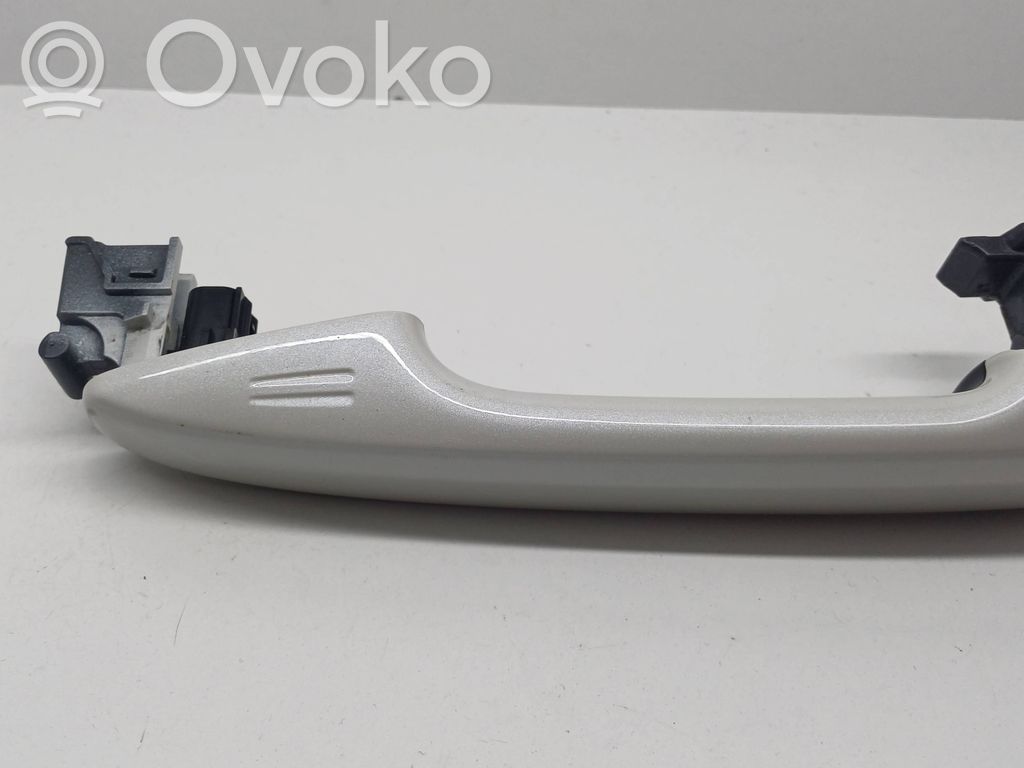 Subaru Forester SJ Manecilla externa puerta delantera 