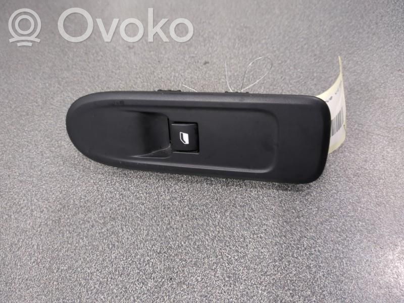 Citroen C3 Electric window control switch 