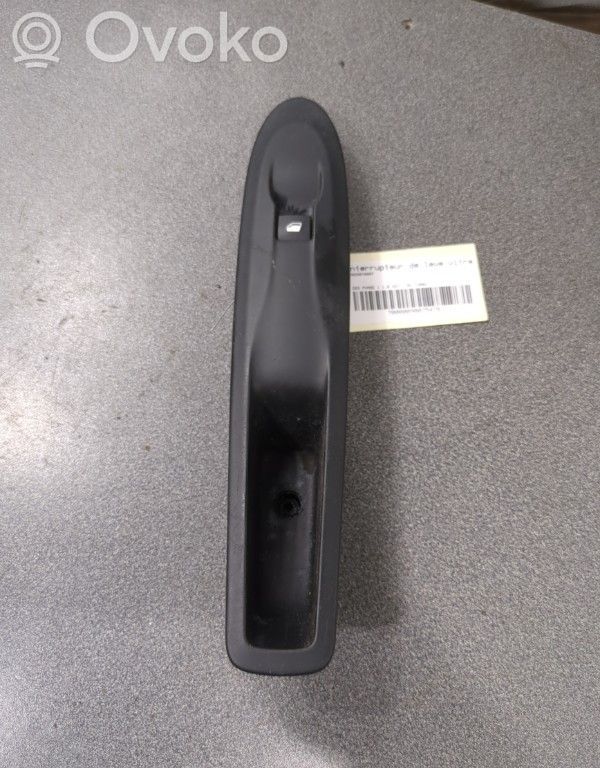 Citroen DS3 Electric window control switch 