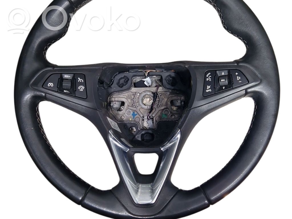 Opel Corsa E Steering wheel 