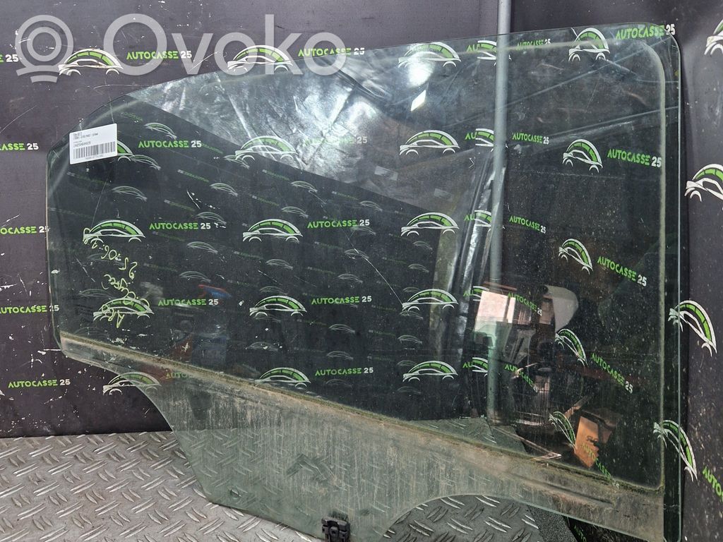 Citroen C-Elysée Takaoven ikkunalasi 