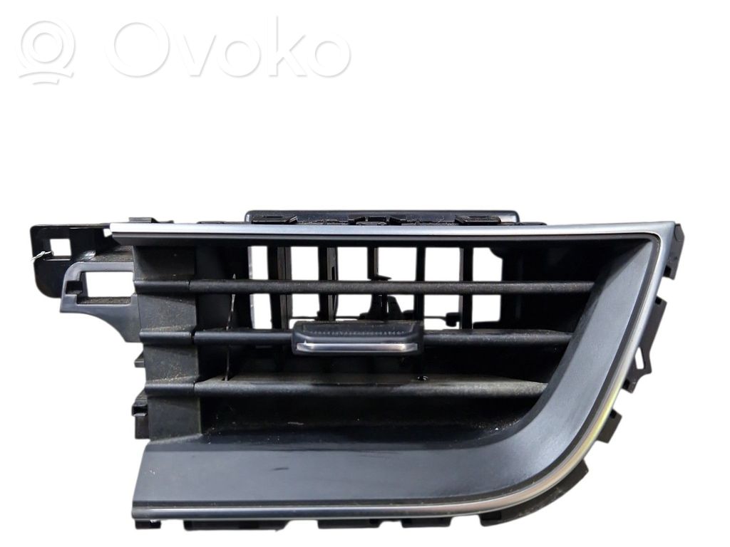 Renault Captur II Rejilla de ventilación central del panel 
