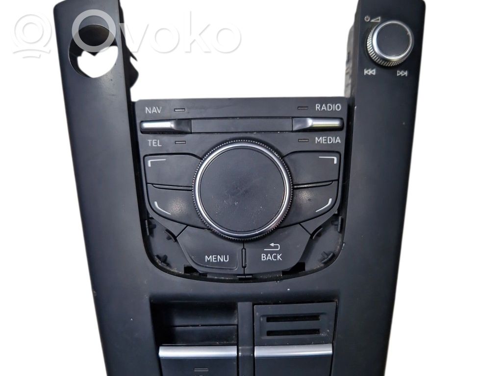 Audi A3 S3 8V Head unit multimedia control 