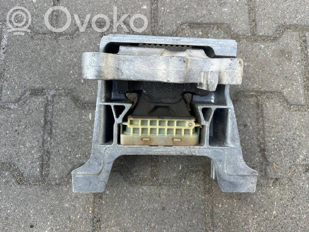Mercedes-Benz Sprinter W907 W910 Valvola di depressione sul supporto motore 
