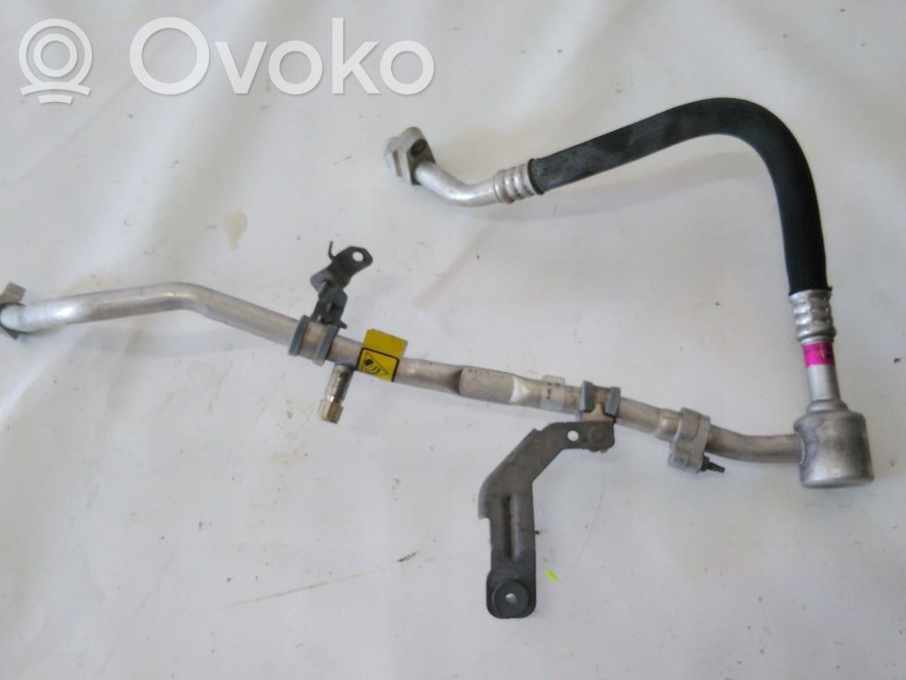 Alfa Romeo Giulia Ilmastointilaitteen putki (A/C) 