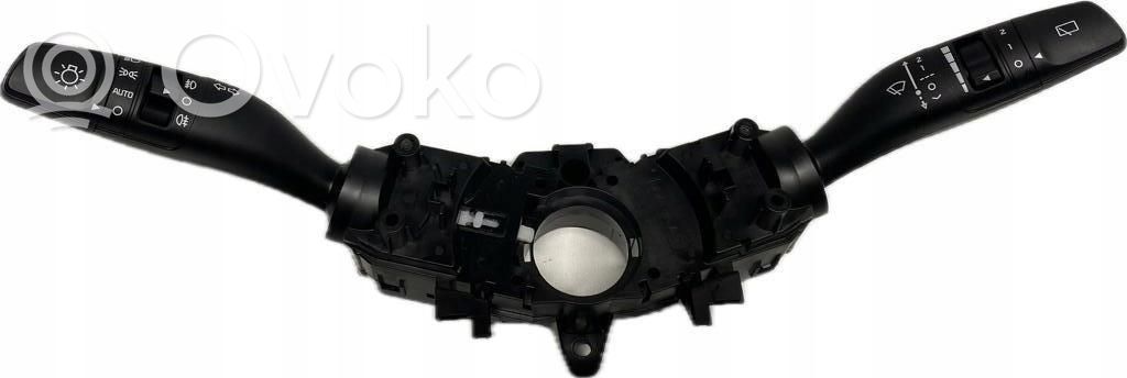 KIA Rio Bouton interrupteur de commande d'essuie-glace de phare 