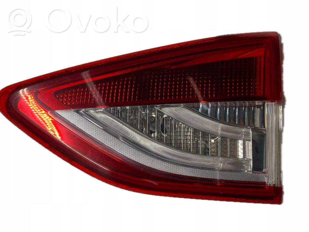 Ford Kuga II Takavalot 
