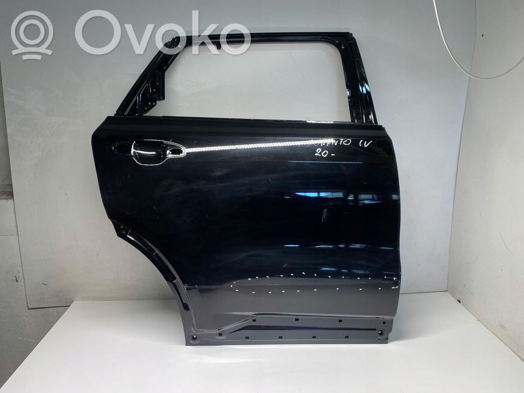 KIA Sorento IV Galinės durys 