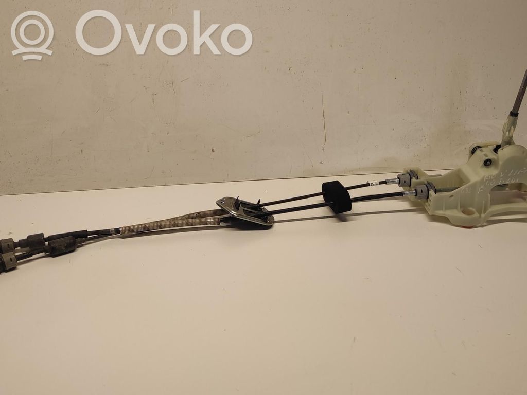 KIA Rio Pavarų perjungimo mechanizmas (kulisa) 