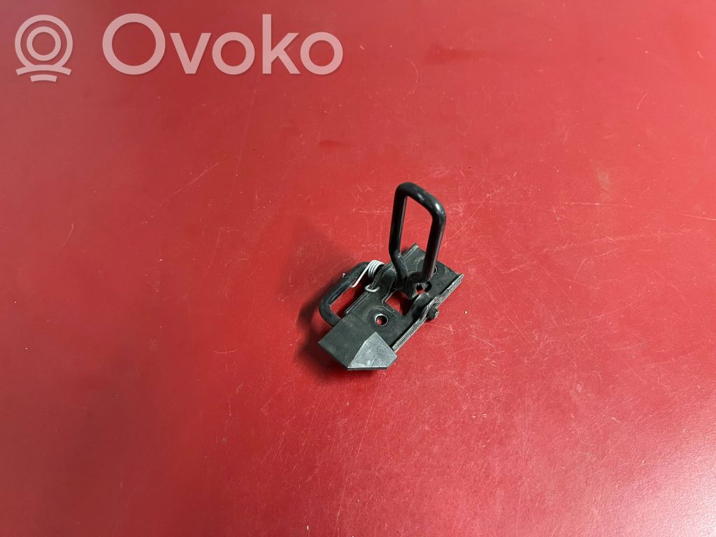 BMW i3 Engine bonnet/hood lock/latch loop/hook 