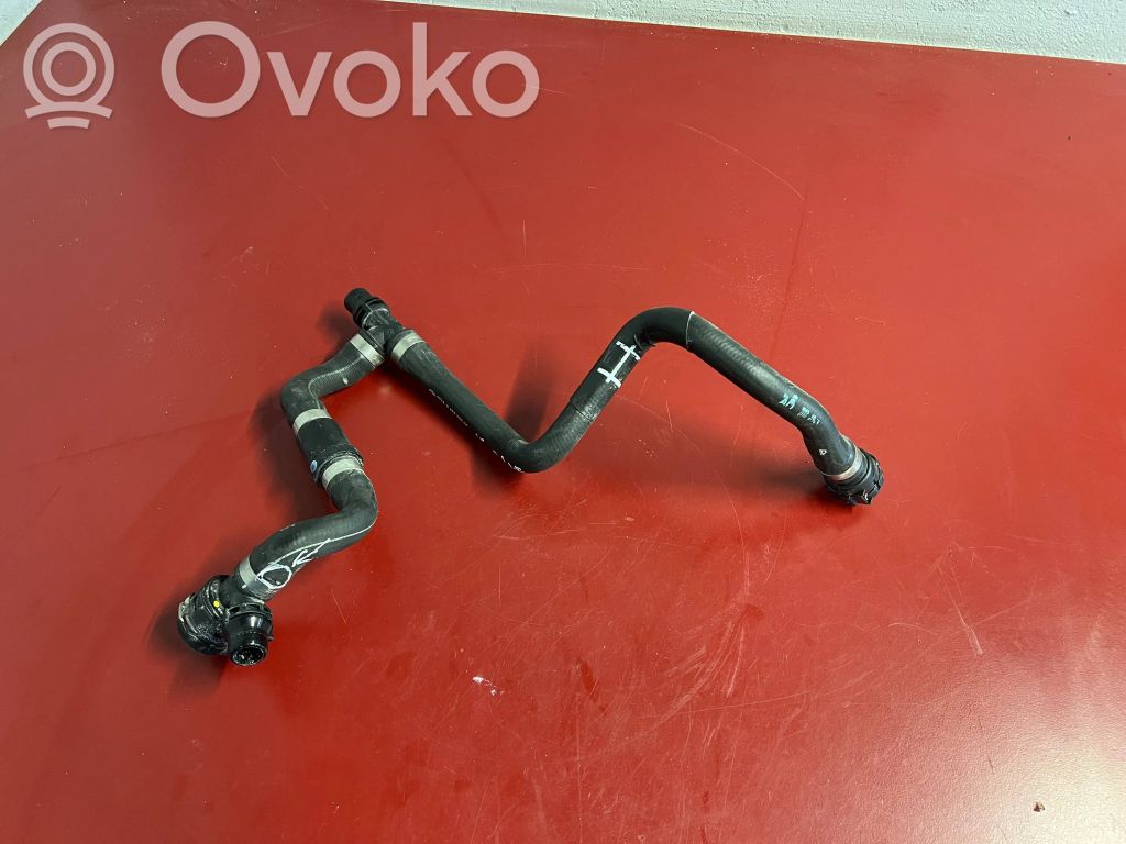 BMW iX Engine coolant pipe/hose 