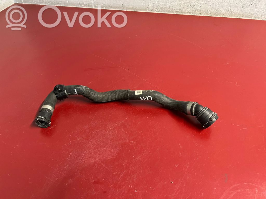 BMW X1 U11 Conductă/furtun lichid de răcire motor 