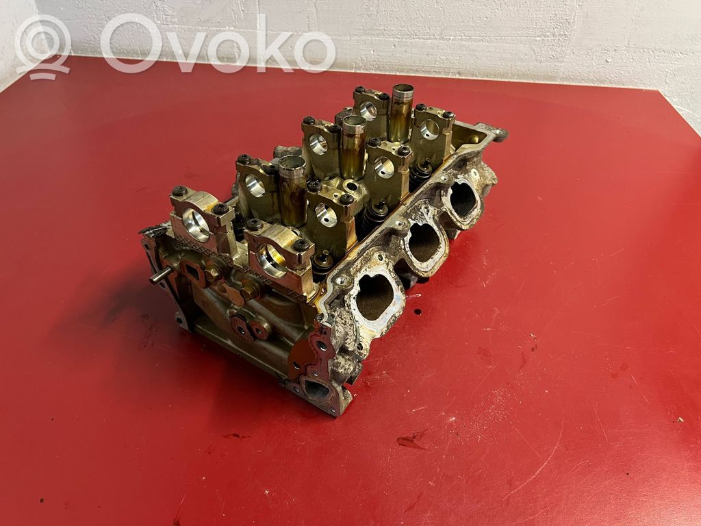 Chrysler Town & Country V Engine head 
