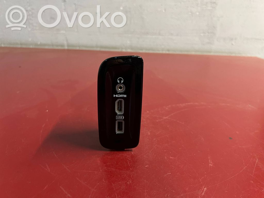 Chrysler Pacifica USB socket connector 