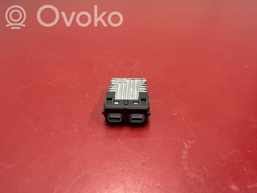 BMW X3 G45 USB jungtis 