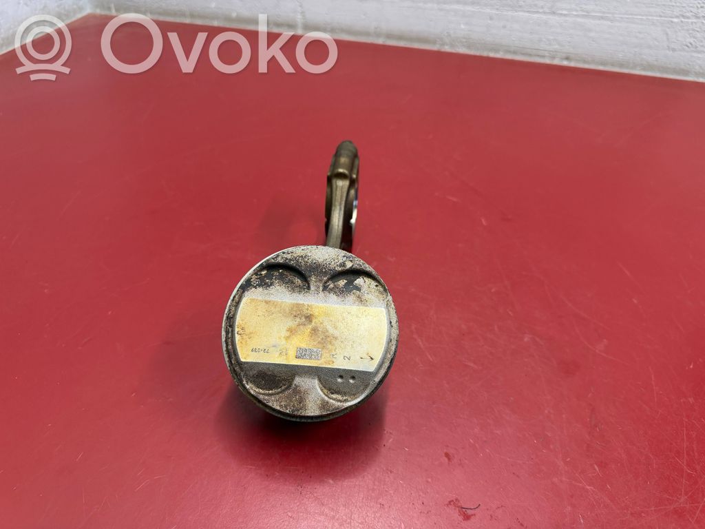 Chrysler Pacifica Piston with connecting rod 