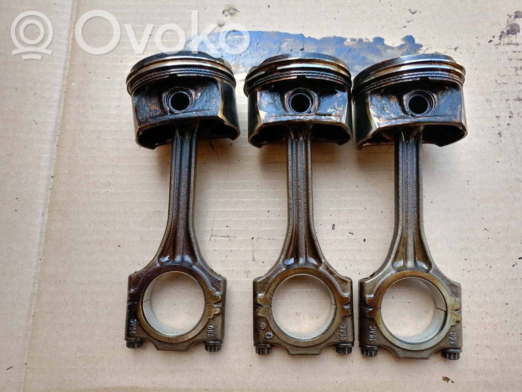 Skoda Fabia Mk2 (5J) Piston with connecting rod 