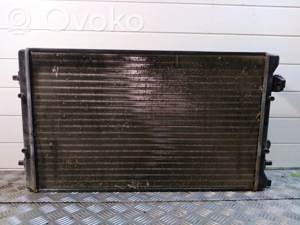Volkswagen Bora Aušinimo skysčio radiatorius 