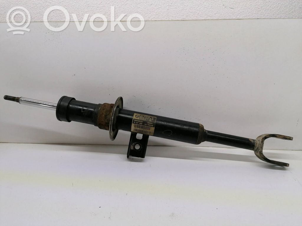 BMW 5 F10 F11 Priekšpusē amortizators ar atsperi 