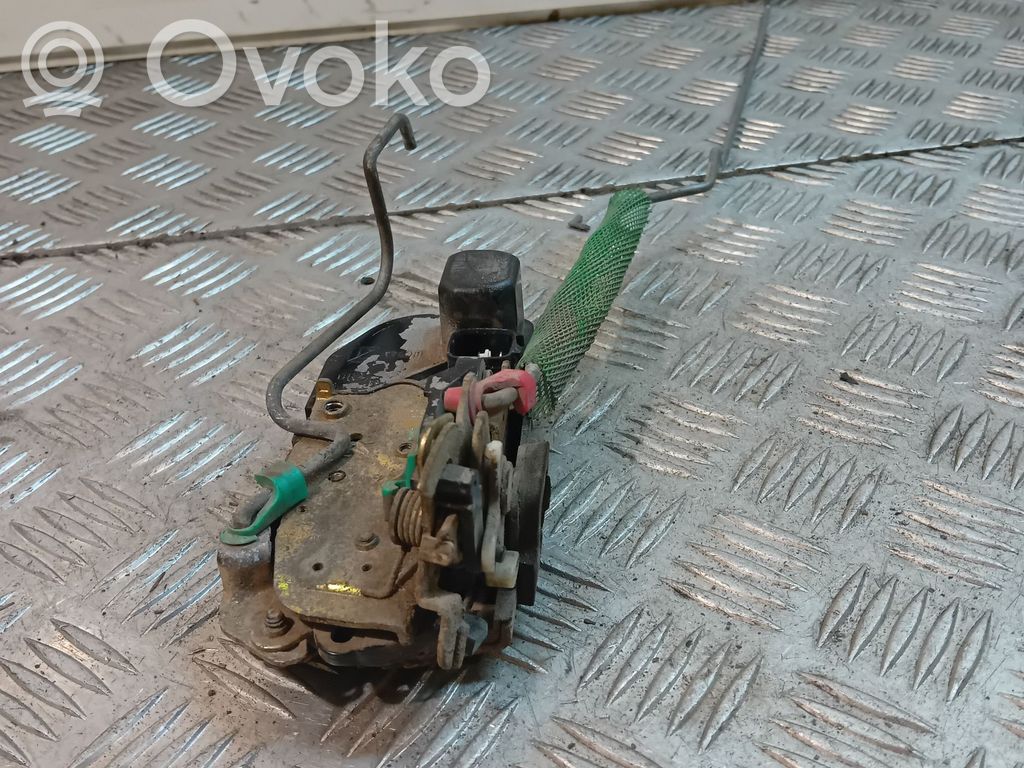Rear door lock   GR4