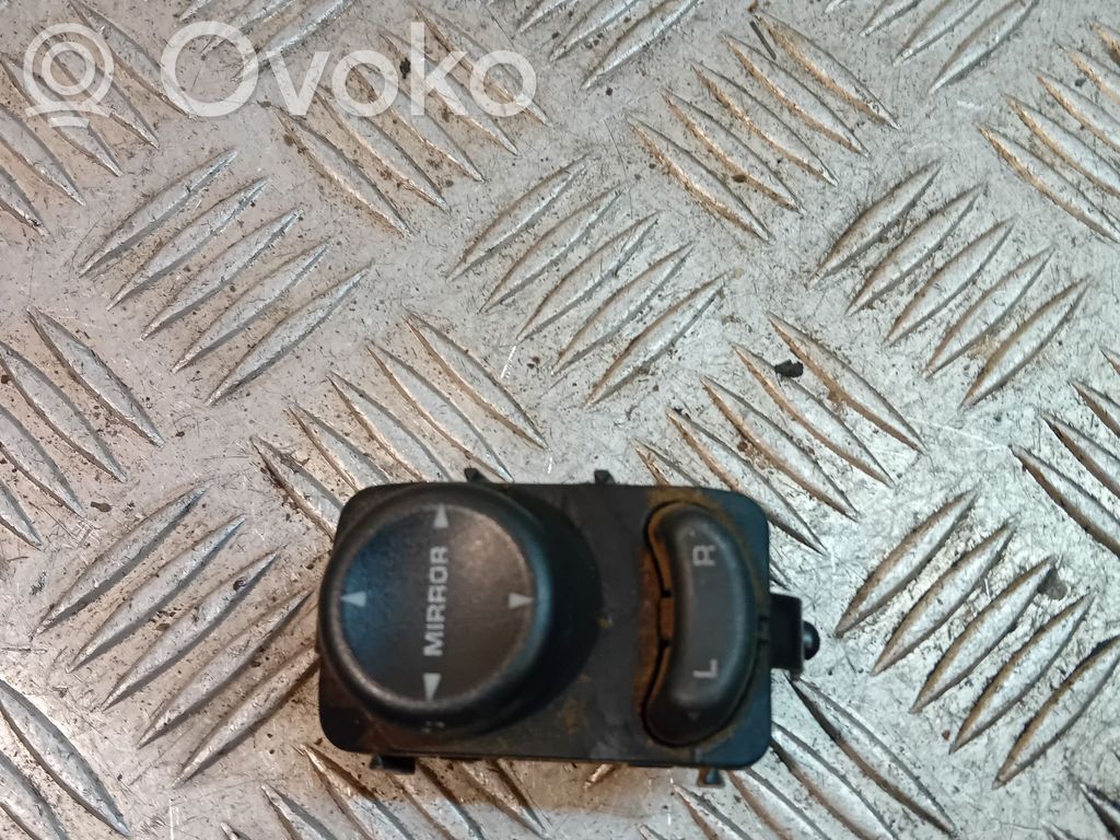 Dodge Intrepid Wing mirror switch 