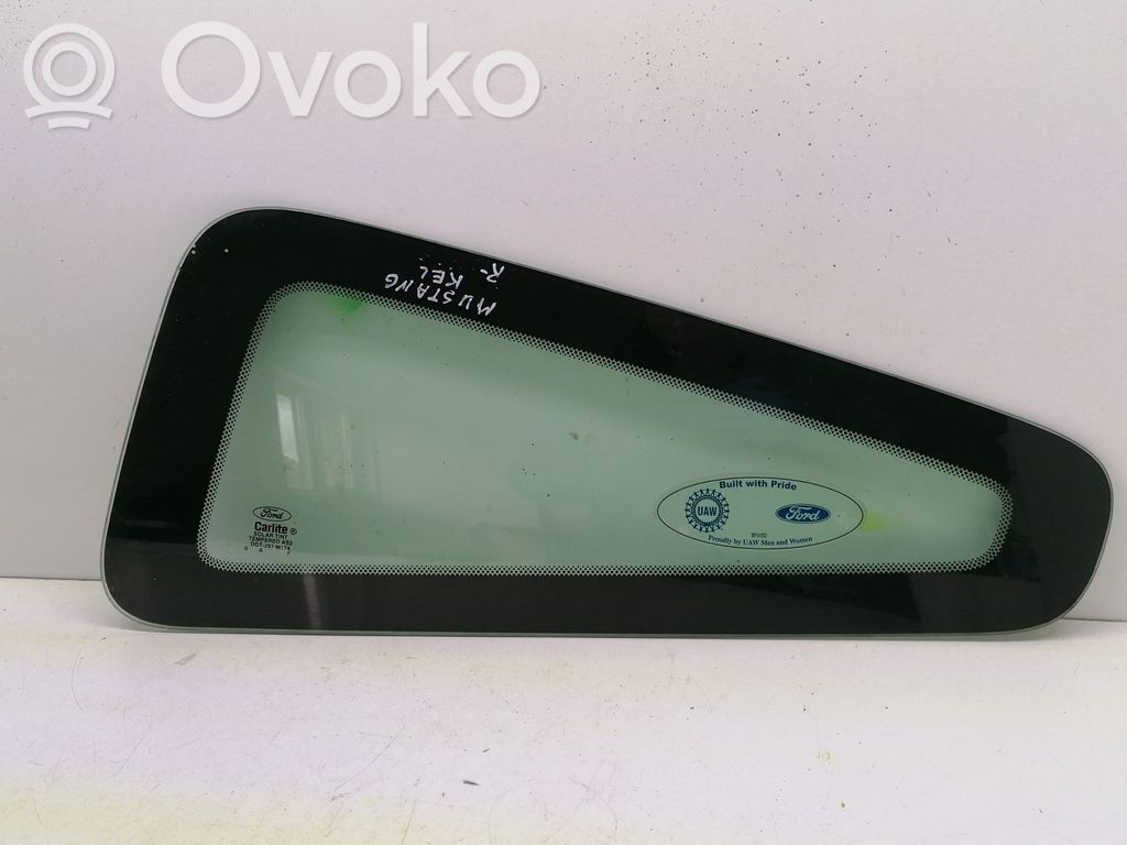Ford Mustang V Rear side window 