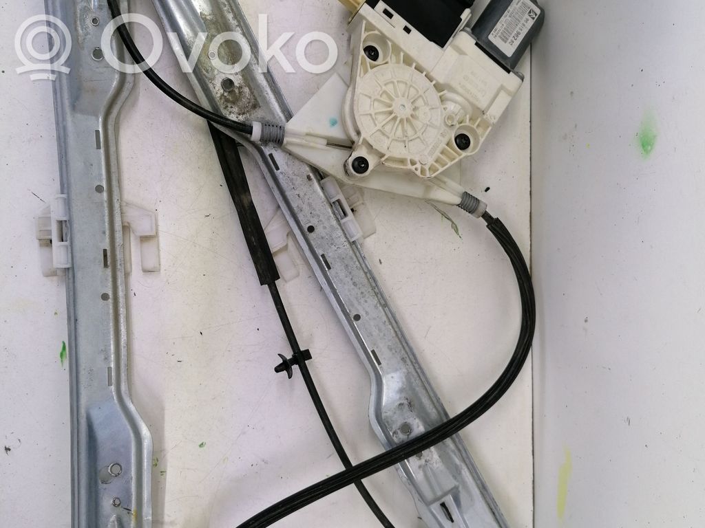 Citroen C5 Front door window regulator with motor 