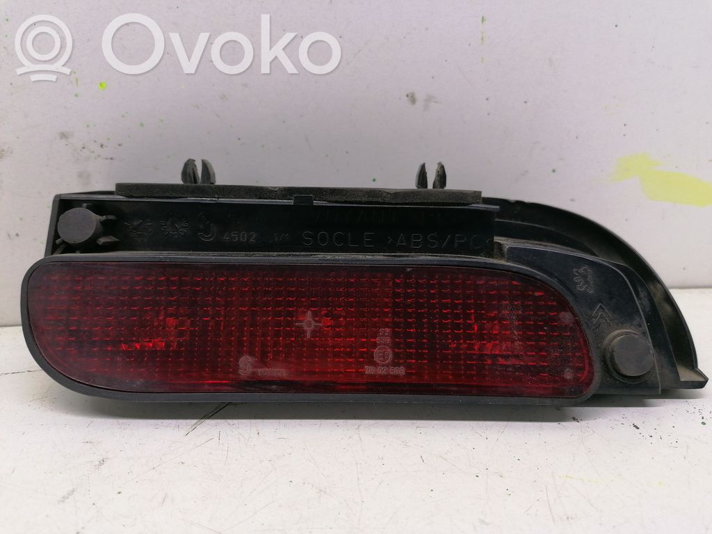 Peugeot Partner Third/center stoplight 