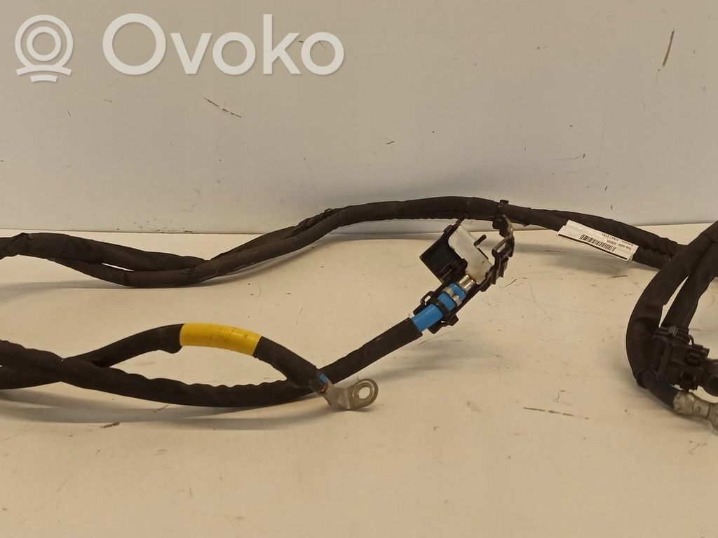 Volvo V60 Cable positivo (batería) 