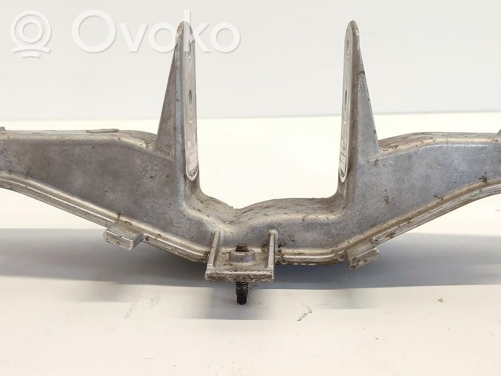 Porsche Boxster 987 Engine mounting bracket 