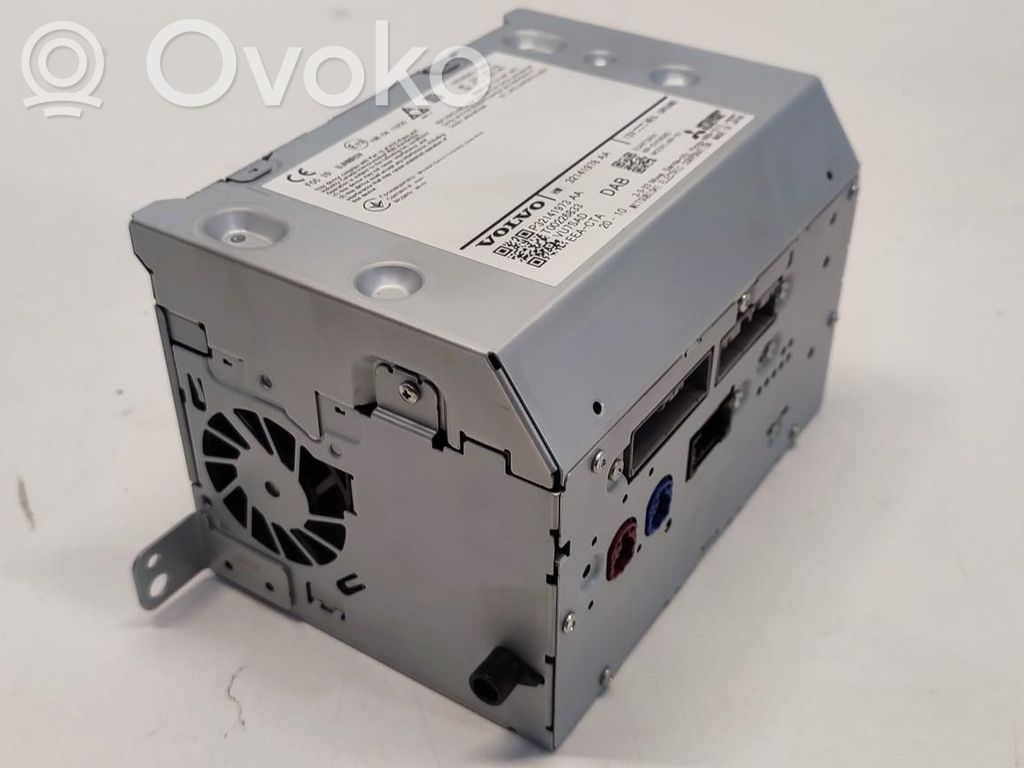 Volvo XC40 Radio/CD/DVD/GPS head unit 