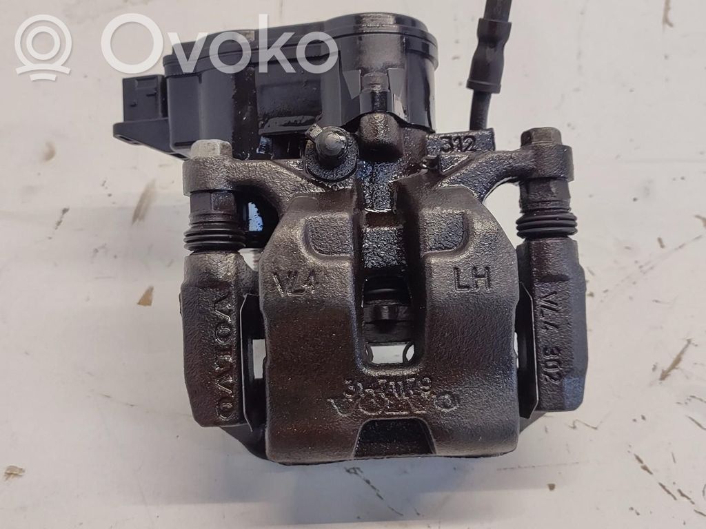 Volvo XC40 Takajarrusatula 