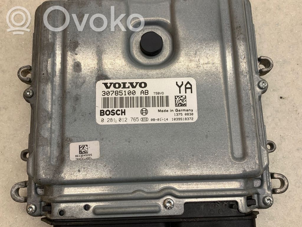 Engine control unit/module   0281012765,1039S18372,30785100B