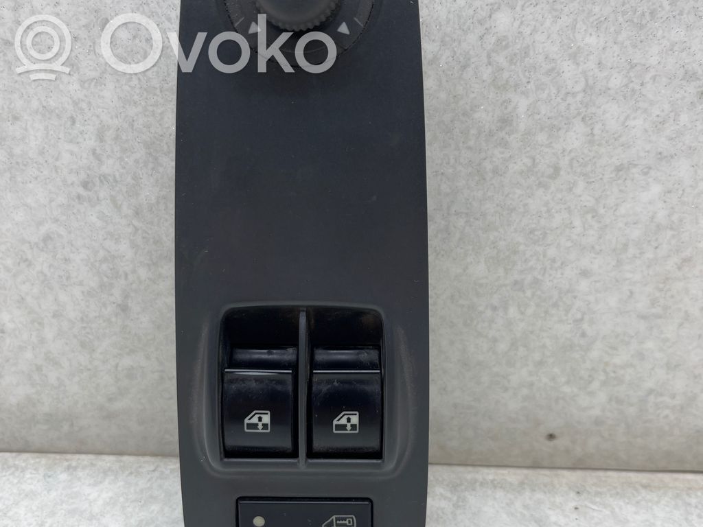Peugeot Boxer Interruptor del elevalunas eléctrico 