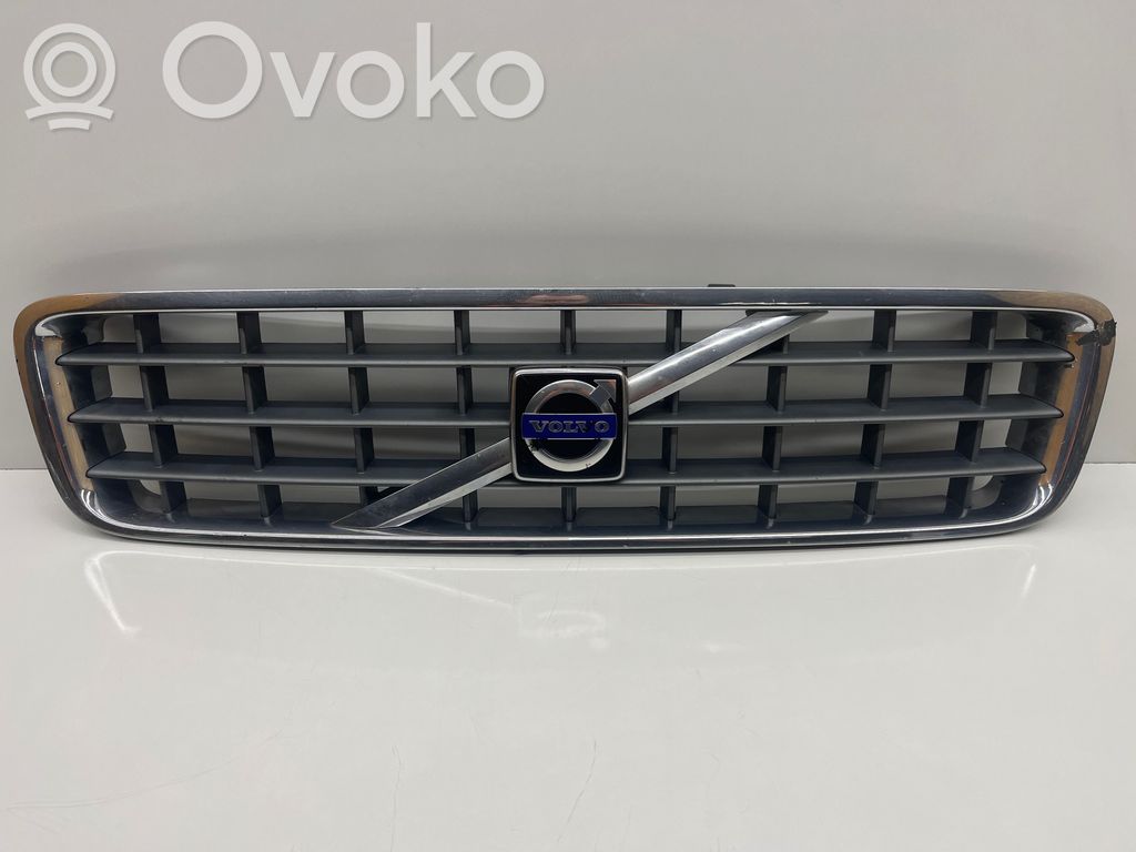 Volvo XC90 Etupuskurin ylempi jäähdytinsäleikkö 