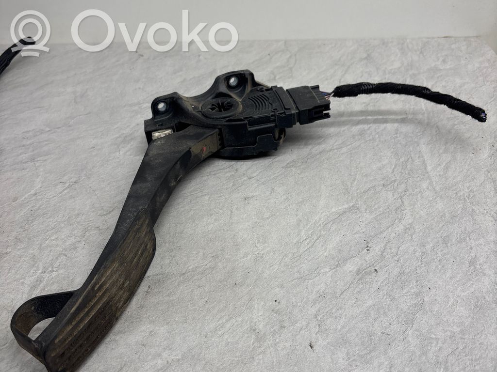 Volvo XC90 Accelerator throttle pedal 