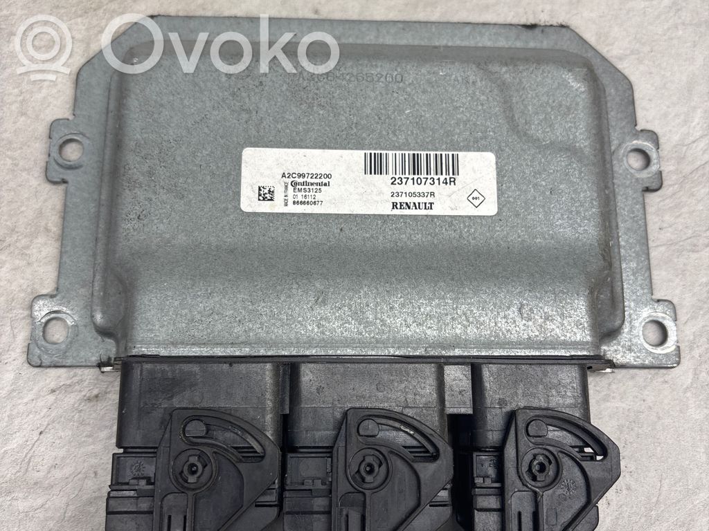 Renault Clio IV Engine control unit/module 