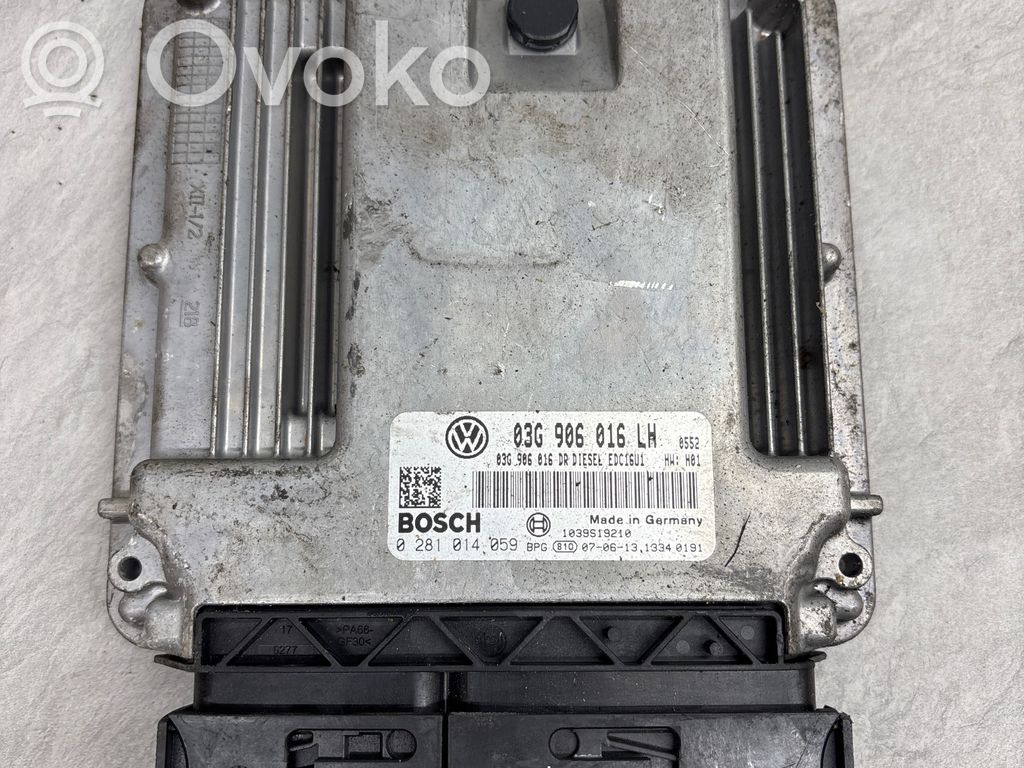 Volkswagen Golf V Engine control unit/module 