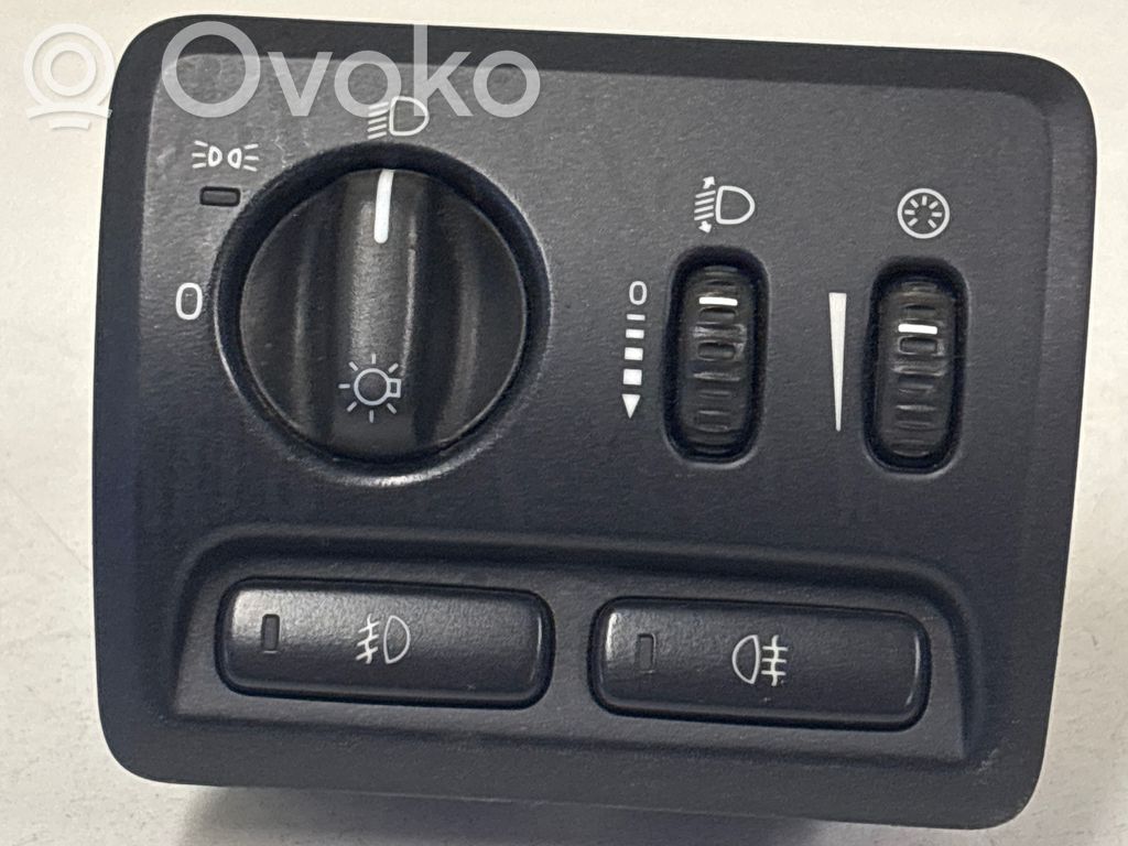 Volvo XC70 Light switch 