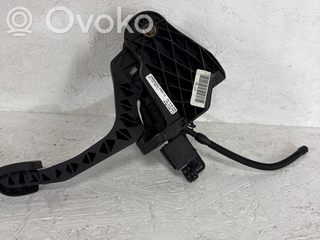 Skoda Octavia Mk2 (1Z) Pedal de embrague 