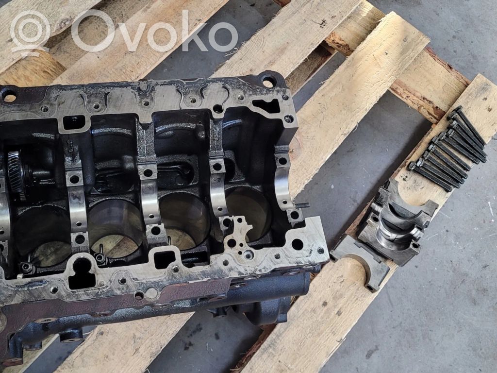 Audi A5 Engine block 