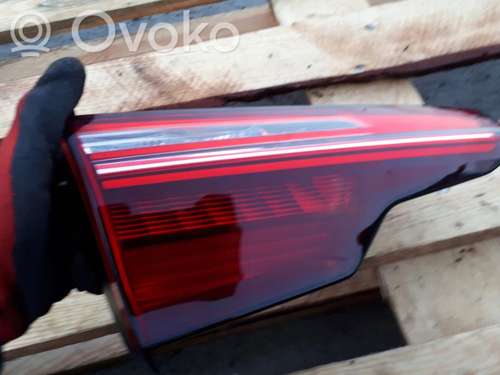 Audi A4 S4 B9 8W Takaluukun takavalot 