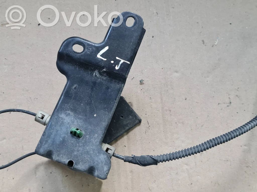 Audi A3 S3 8V Aerial antenna amplifier 