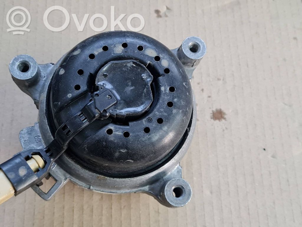 Audi RS Q8 Engine mounting bracket 