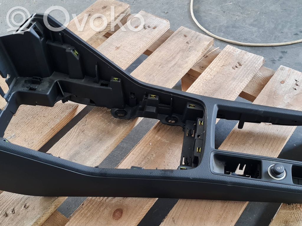 Audi Q3 F3 Consolle centrale 