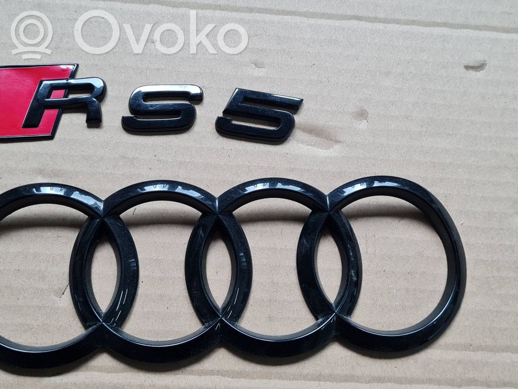 Audi RS5 Lava-auton perälauta 