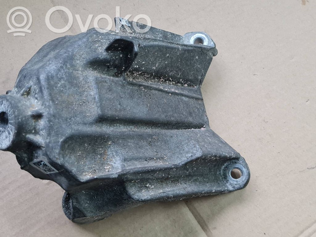 Audi Q5 SQ5 FY Engine mounting bracket 