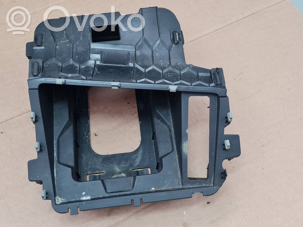 Audi Q3 F3 Inny elementy tunelu środkowego 