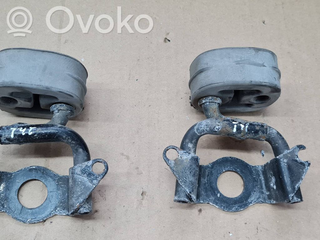 Audi A6 S6 C8 4K Muffler mount bracket/holder 