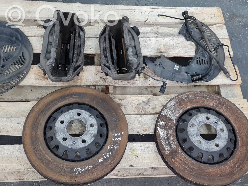 Audi A6 S6 C8 4K Zacisk hamulcowy przedni 